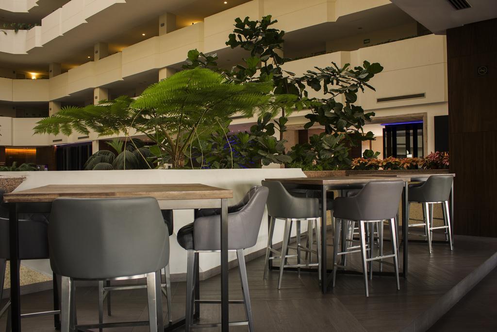 Hs Hotsson Hotel León Dış mekan fotoğraf